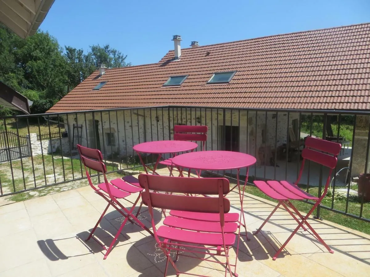 Apartment L'Hermitage Yenne